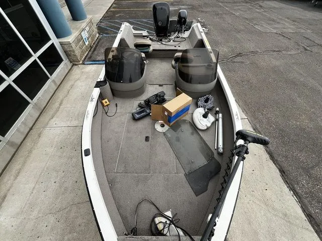 Slide: The Image of Crestliner Fish Hawk 1850 2004 - 9