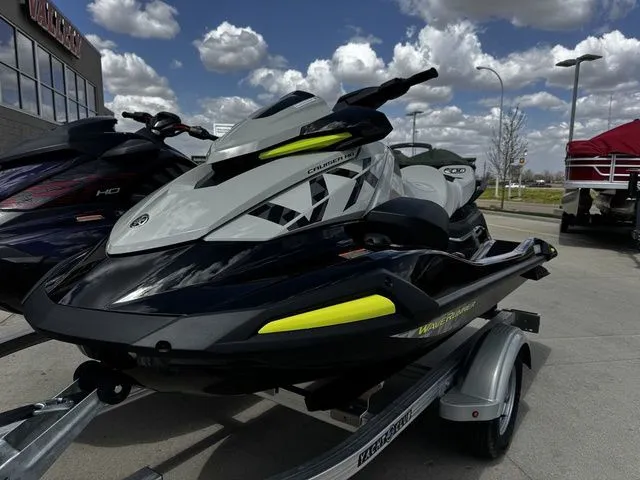 Slide: The Image of Yamaha VX Cruiser HO 2026 - 2