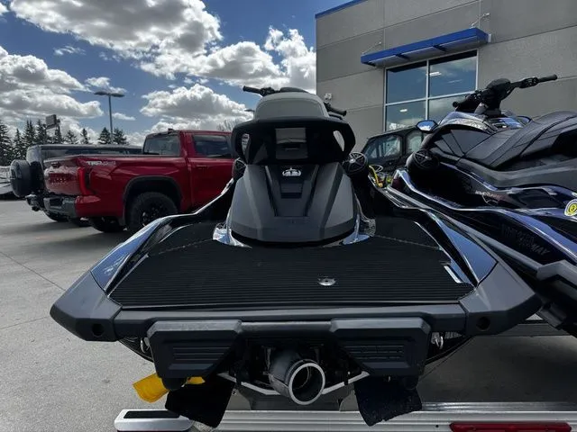 Slide: The Image of Yamaha VX Cruiser HO 2026 - 4