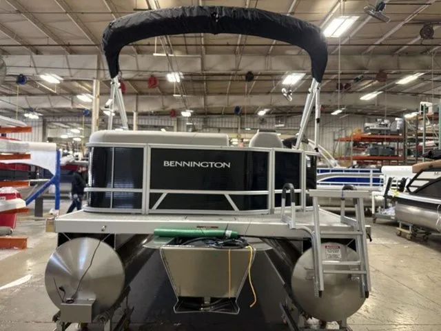 Slide: The Image of Bennington S-One L-Bench 20 SL Pontoon 2026 - 7