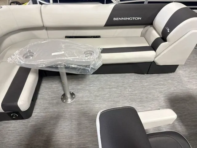 Slide: The Image of Bennington S-One L-Bench 20 SL Pontoon 2026 - 16