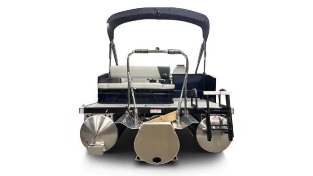 Slide: The Image of Bennington S-One Swingback 22 SSB Tritoon 2026 - 7