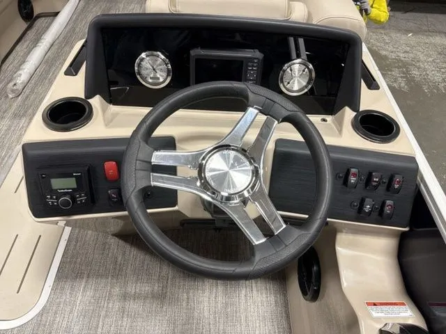 Slide: The Image of Bennington S Fish 22 SFC Tritoon 2026 - 14