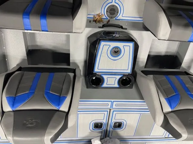 Slide: The Image of G3 Sportsman 1810 SE 2026 - 4