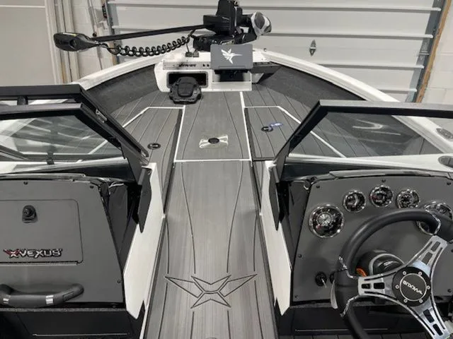 Slide: The Image of Vexus ADX 200 2026 - 3