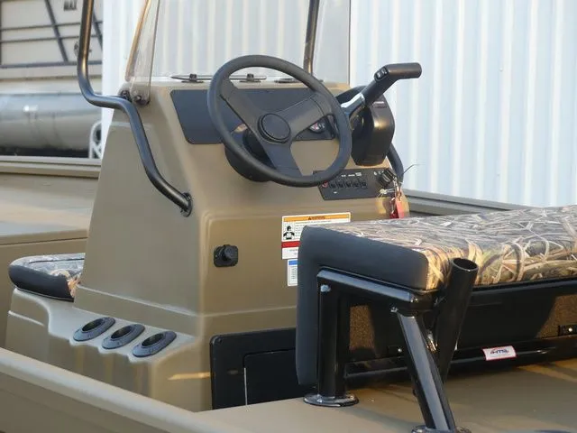 Slide: The Image of G3 Gator Tough 18 CC 2026 - 6