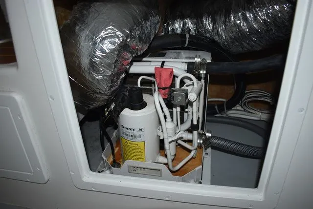 Slide: The Image of Steiger Craft 28 Chesapeake Pilothouse 2020 - 42