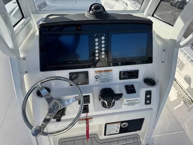 Slide: The Image of Sea Fox 268 Commander 2026 - 6