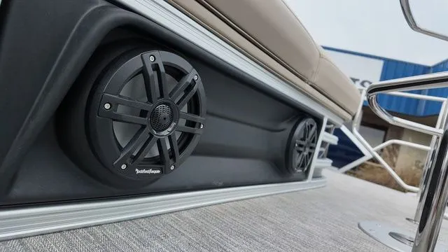 Slide: The Image of Bennington M Swingback 24 MSB 2026 - 38