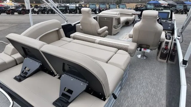 Slide: The Image of Bennington M Swingback 24 MSB 2026 - 41