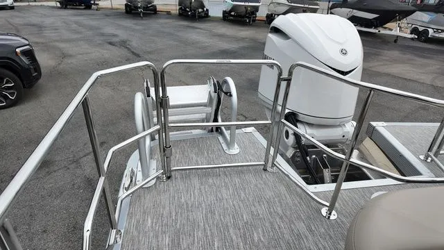 Slide: The Image of Bennington M Swingback 24 MSB 2026 - 45