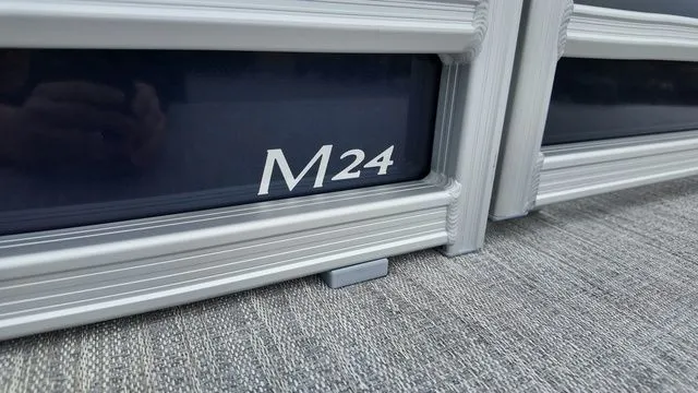 Slide: The Image of Bennington M Swingback 24 MSB 2026 - 46