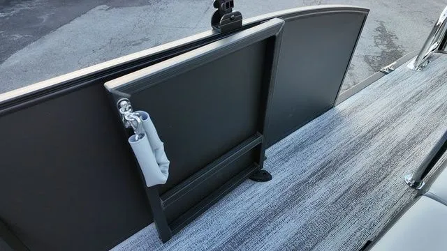 Slide: The Image of Bennington S Swingback 23 SSB 2026 - 23