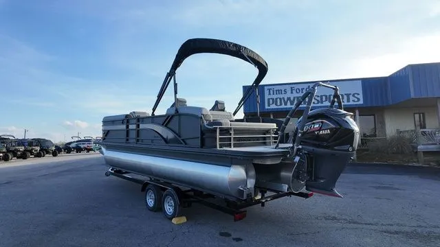 Slide: The Image of Bennington S Swingback 23 SSB 2026 - 3