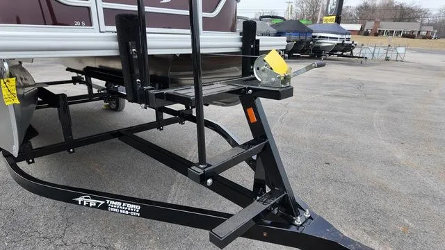 Slide: The Image of Bennington S Swingback 20 SSB 2026 - 12