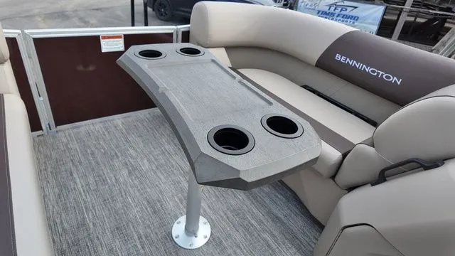 Slide: The Image of Bennington S Swingback 20 SSB 2026 - 33