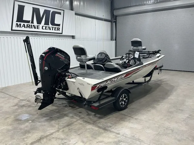 Slide: The Image of Tracker Pro Team 195 2018 - 4