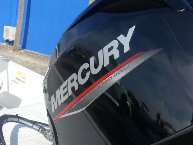 Slide: The Image of Mako Pro Skiff 17 CC 2026 - 11