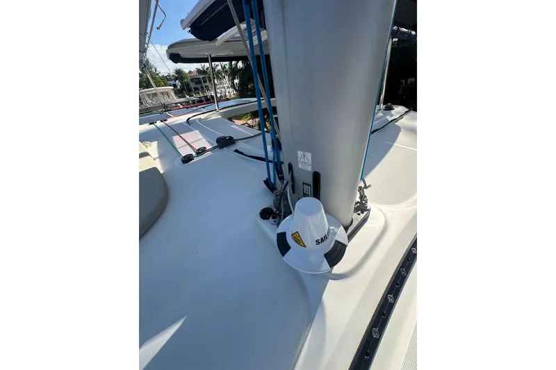 Slide: The Image of 2019 Lagoon 42 sailboat deck with mast and rigging details. - 30