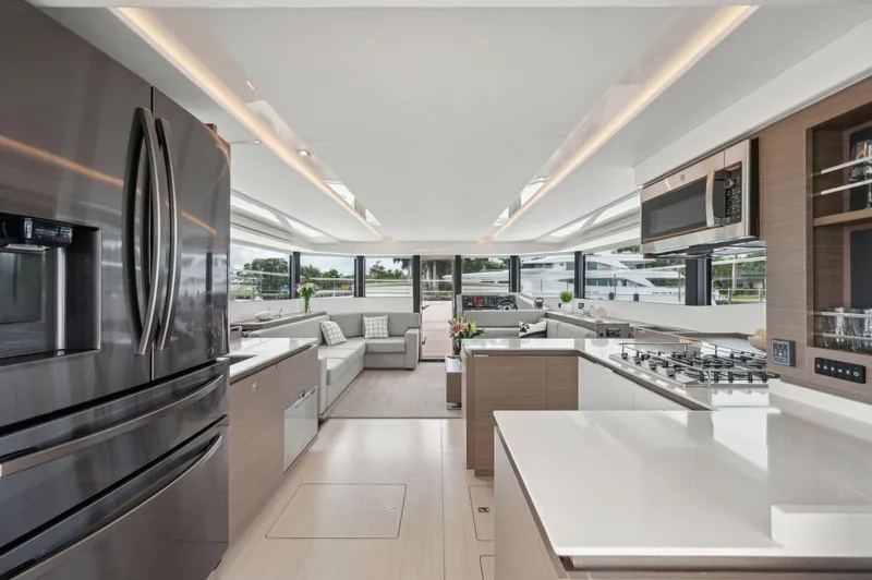 Slide: The Image of Leopard 53 Powercat 2024 - 51