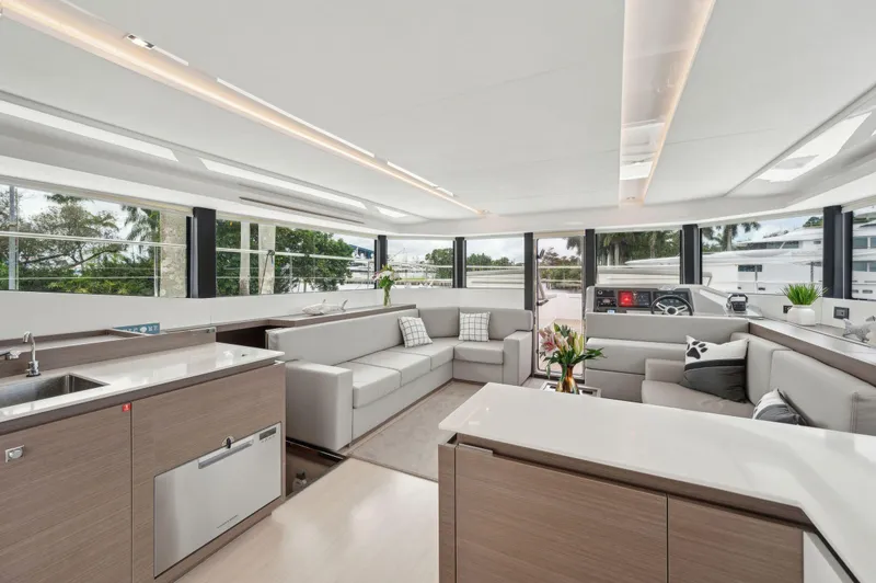 Slide: The Image of Leopard 53 Powercat 2024 - 61