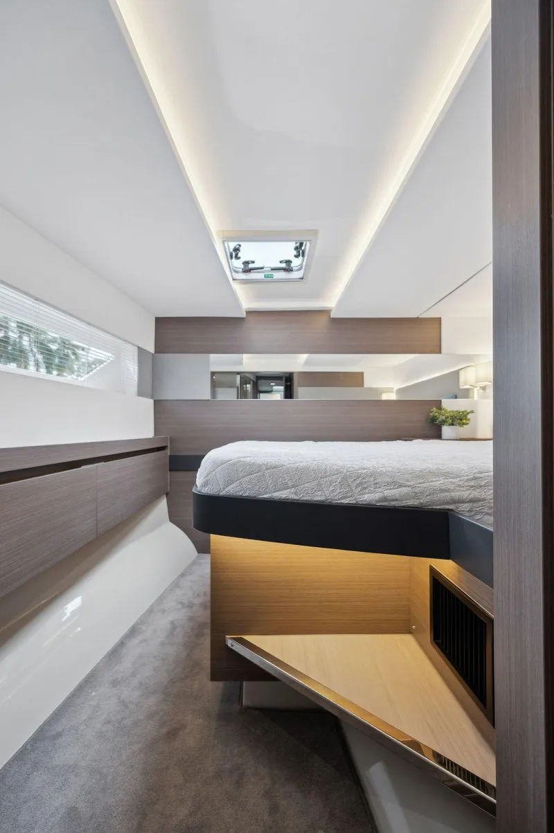 Slide: The Image of Leopard 53 Powercat 2024 - 75