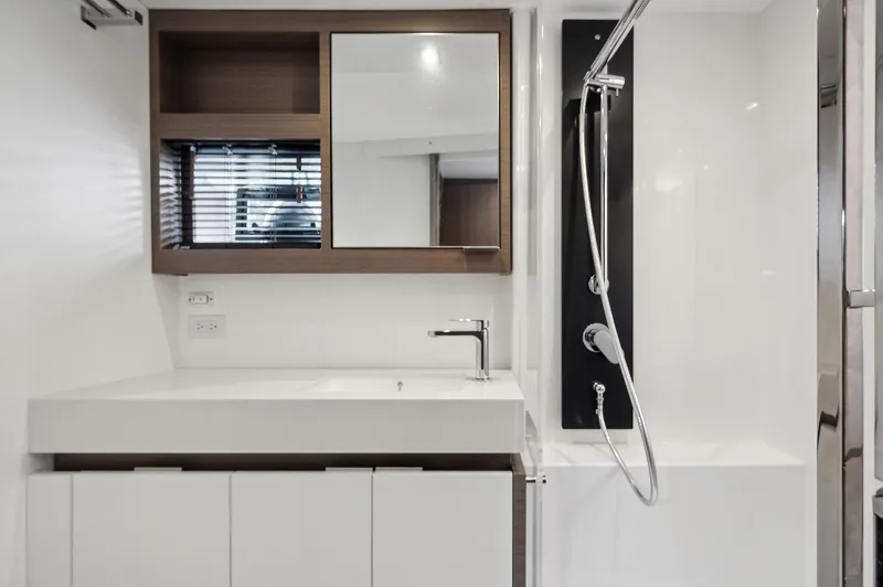 Slide: The Image of Leopard 53 Powercat 2024 - 81