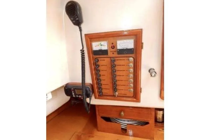 Slide: The Image of Electrical panel and radio equipment on a 1999 Southern Cross Cutter sailboat. - 8