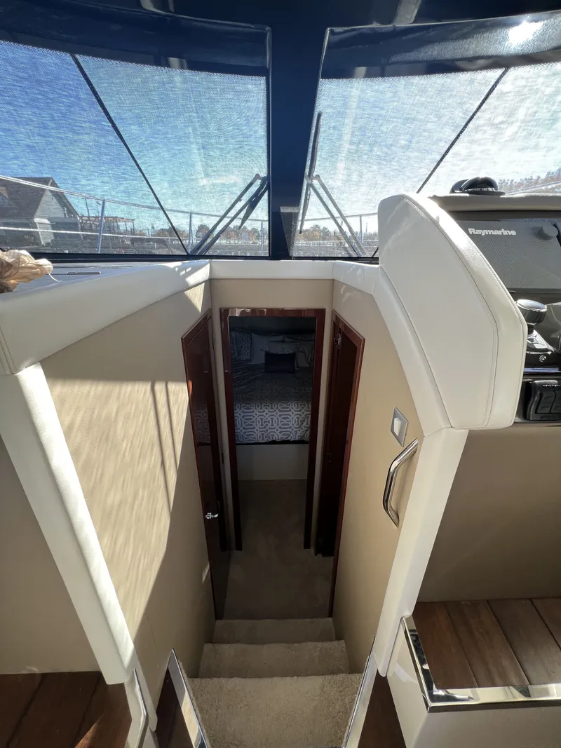 Slide: The Image of Carver Yachts C37 2018 - 3