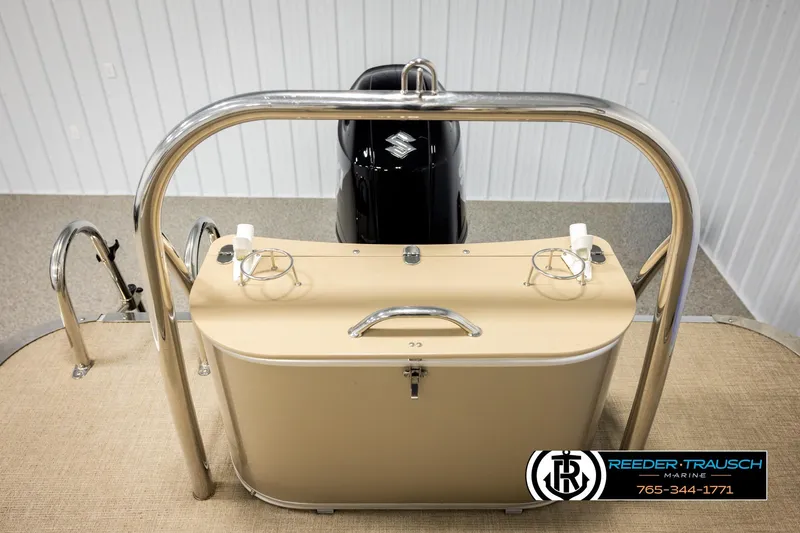 Slide: The Image of 2022 Avalon LSZ QL boat with Suzuki engine, beige deck, and stainless steel railings. - 27