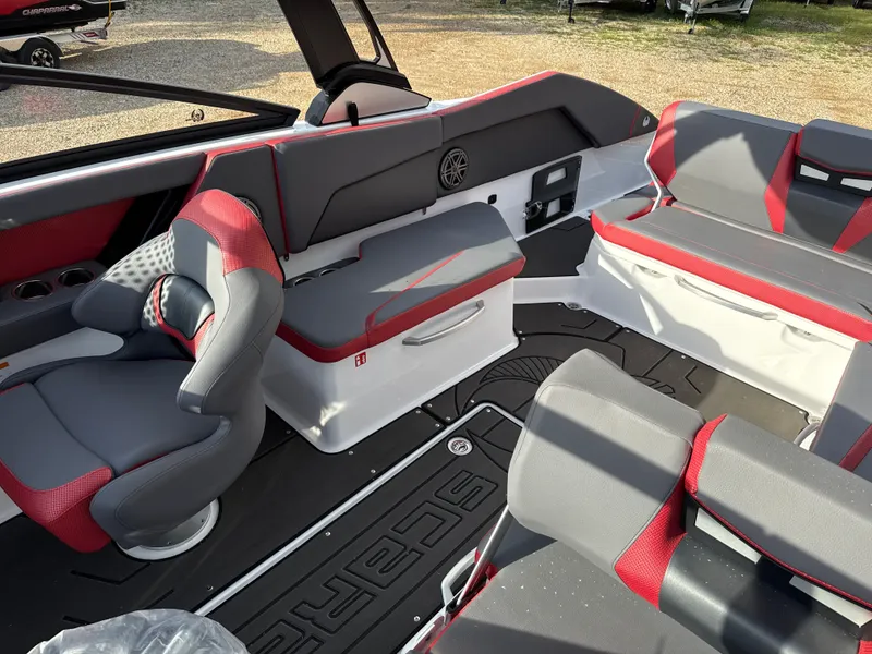 Slide: The Image of Scarab 285 LX Wake 2026 - 16