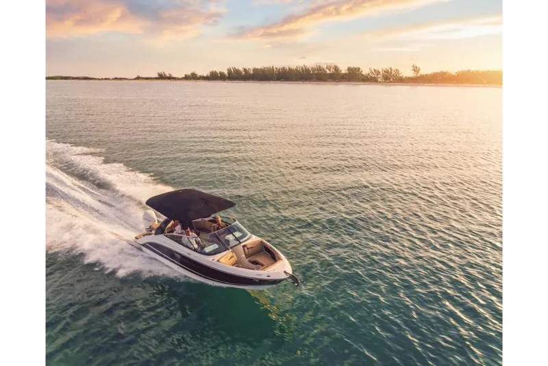 Slide: The Image of Sea Ray SLX 260 Outboard 2027 - 26
