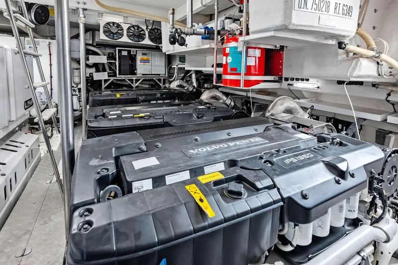 Slide: The Image of Engine room of 2021 Azimut Fly 78 yacht with Volvo Penta engines. - 114