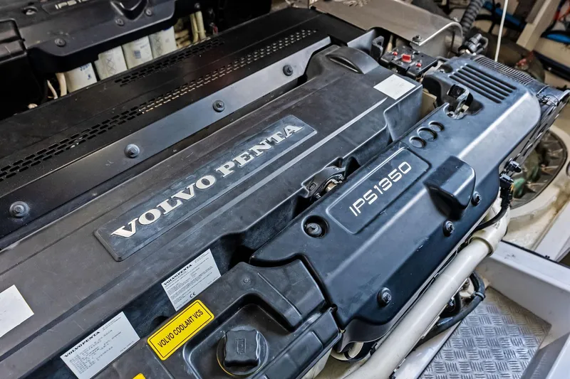Slide: The Image of Volvo Penta IPS1350 engine in 2021 Azimut Fly 78 yacht. - 115