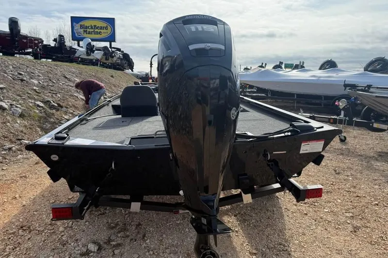 Slide: The Image of 2026 Lowe Stinger 195 Bass boat with Mercury 115 engine at BlackBeard Marine dealership. - 5
