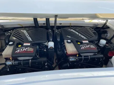 Slide: The Image of 2005 Formula 330 Sun Sport boat with twin Mercury 496 Mag engines. - 20