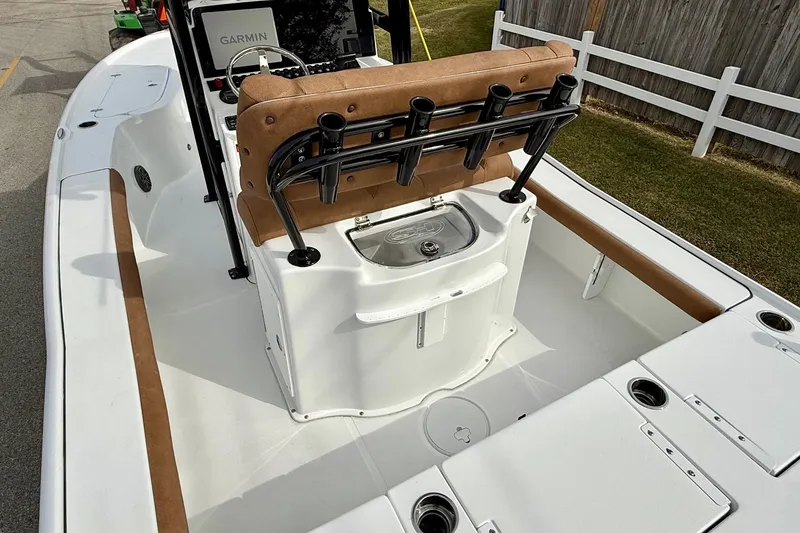 Slide: The Image of Interior view of Sea Hunt BX 22 BR boat, year 2026. - 9