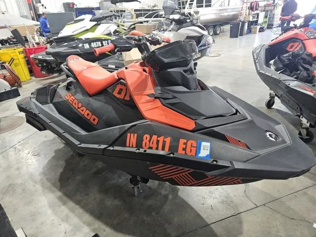 The Image of Sea-Doo Spark® Trixx™ 2-up Rotax® 900 H.O. ACE™ IBR & Soun 2021 - 1