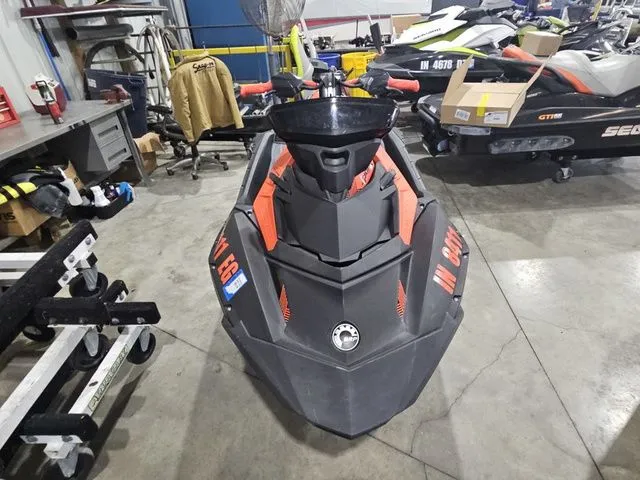 Slide: The Image of Sea-Doo Spark® Trixx™ 2-up Rotax® 900 H.O. ACE™ IBR & Soun 2021 - 3