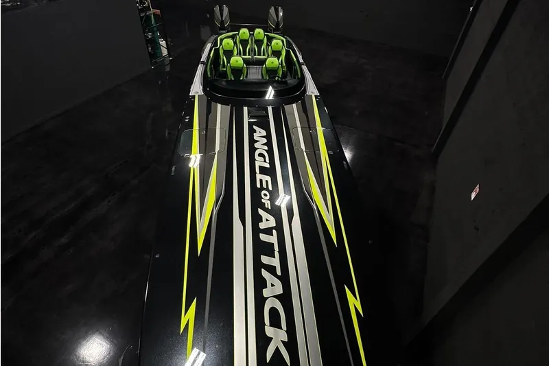 Slide: The Image of 2025 Mystic Powerboats C4000 Deck View - 7