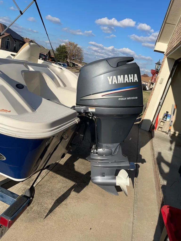 Slide: The Image of Larson LX 620 2012 - 15