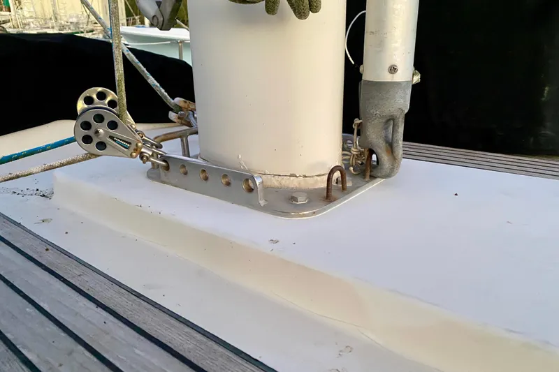 Slide: The Image of Deck hardware on 1991 Hans Christian 41 T Molakai sailboat. - 100