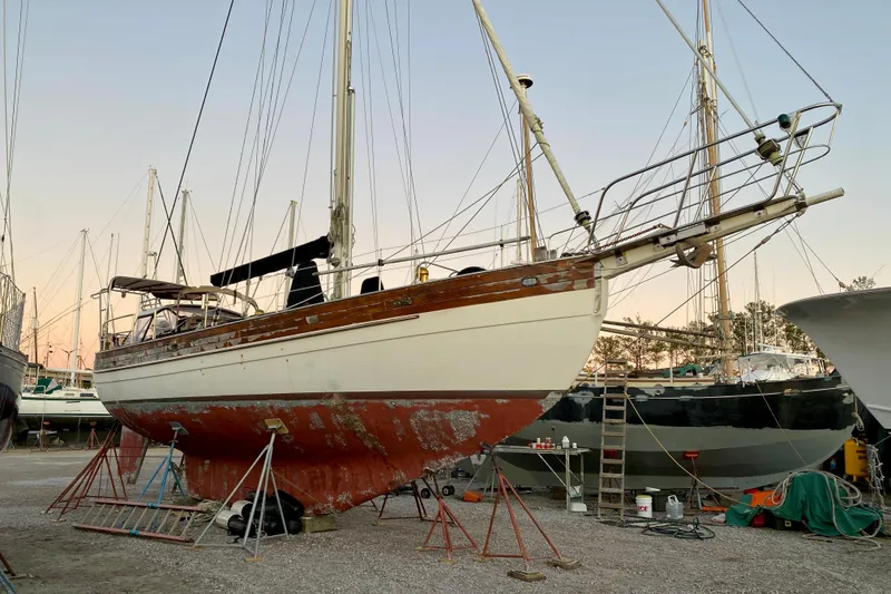 Slide: The Image of 1991 Hans Christian 41 T Molakai sailboat on dry dock for maintenance. - 14