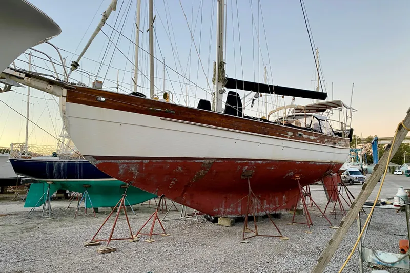 Slide: The Image of Sailboat Hans Christian 41 T Molakai 1991 on stands in a boatyard. - 15