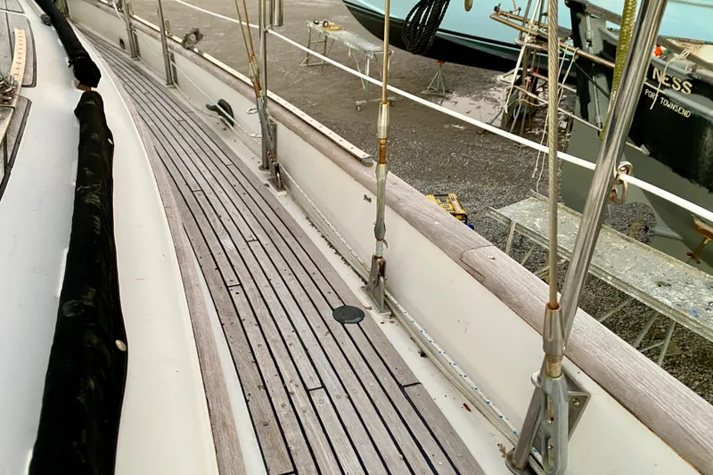 Slide: The Image of Deck of 1991 Hans Christian 41 T Molakai sailboat with wooden flooring. - 36