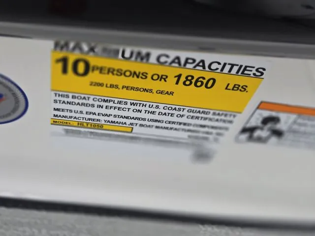 Slide: The Image of Yamaha AR220 2025 - 14