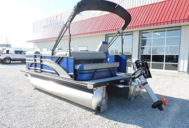 Slide: The Image of Bennington 168SLJ 2026 - 5