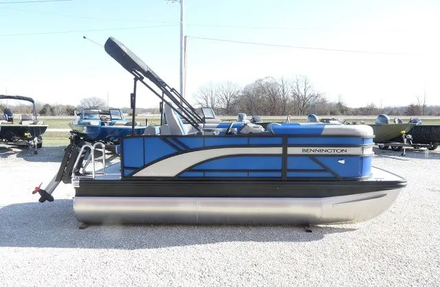 Slide: The Image of Bennington 168SLJ 2026 - 8