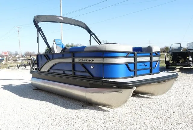 Slide: The Image of Bennington 168SLJ 2026 - 9