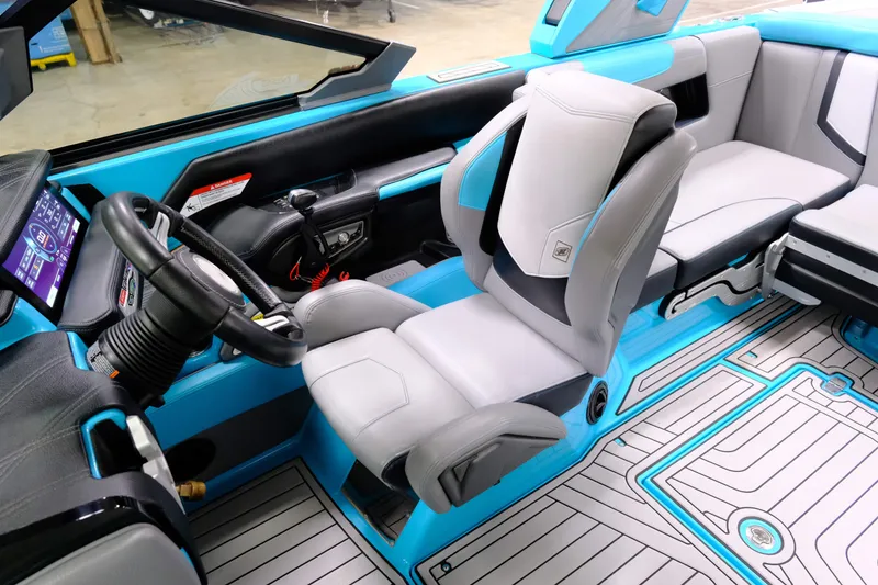 Slide: The Image of Nautique Super Air Nautique G21 2020 - 14